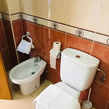 En El Centro De Nerja. Appartement *