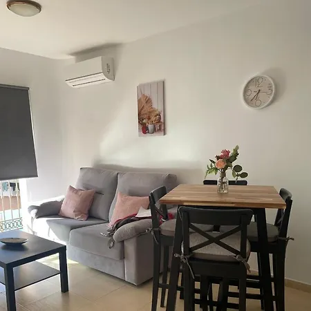 En El Centro De Nerja. Lejlighed *